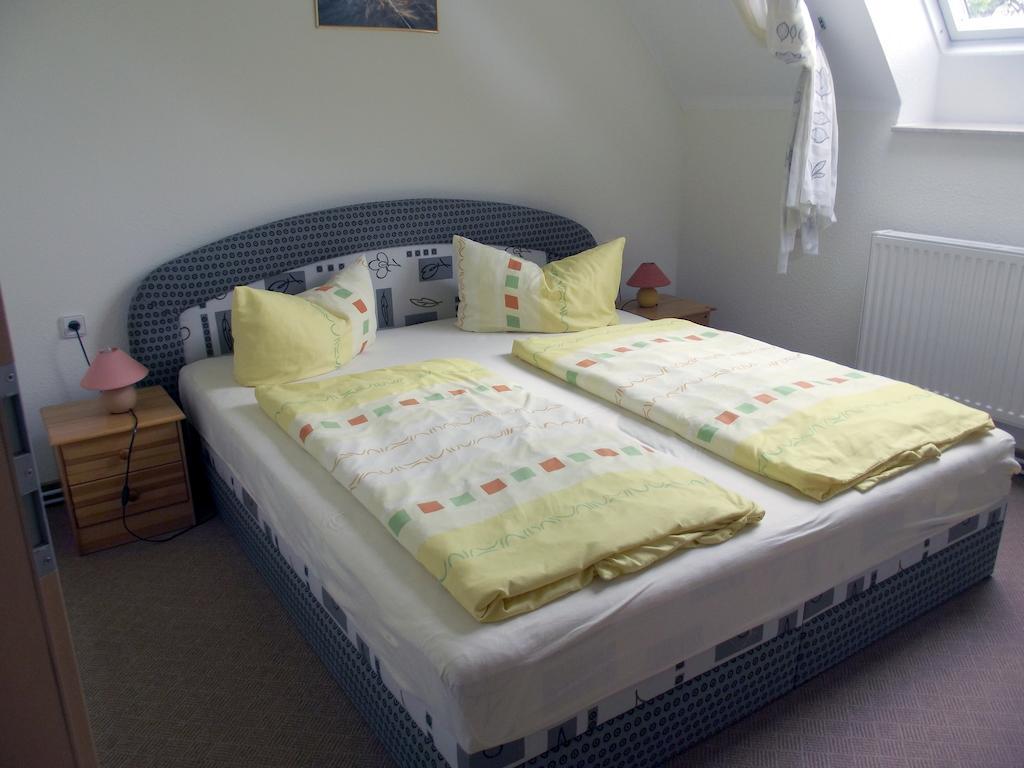 Pension Lindenhof Kachlin Kamer foto