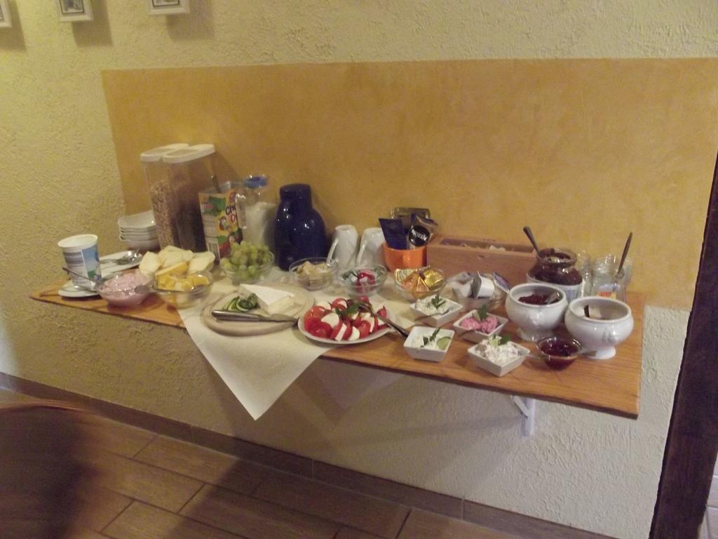 Pension Lindenhof Kachlin Buitenkant foto